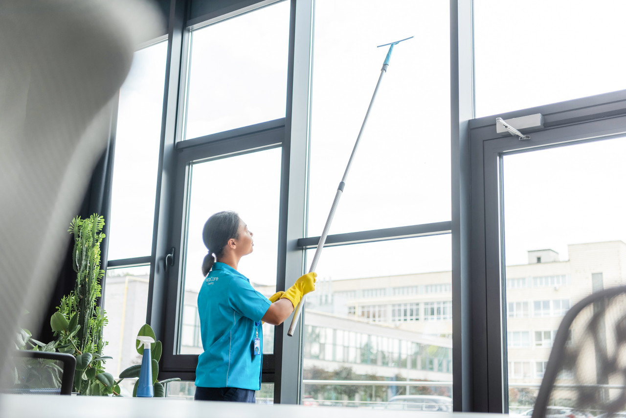Cleaning Service Jakarta, Solusi Kebersihan Profesional untuk Bisnis!