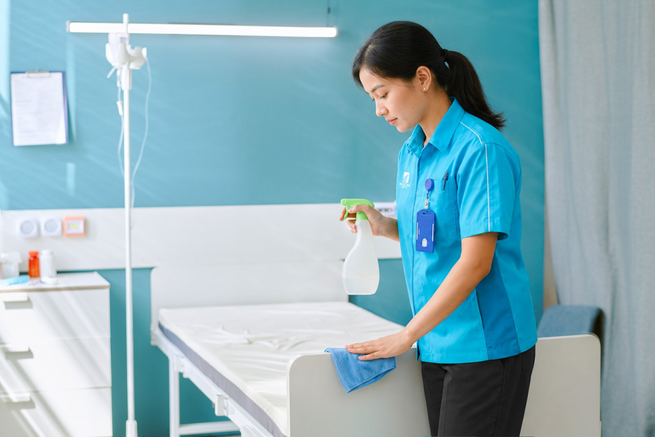 Peran Cleaning Service dalam Mendukung Akreditasi Rumah Sakit